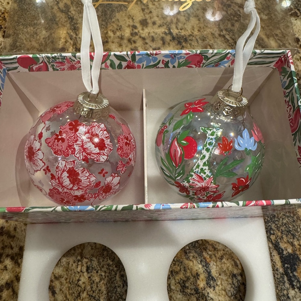 Lilly Pulitzer GWP Ornaments Set